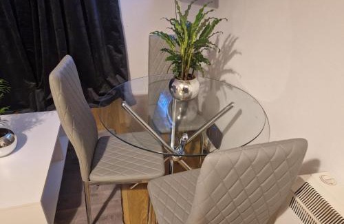 Peterborough House | Opera Home