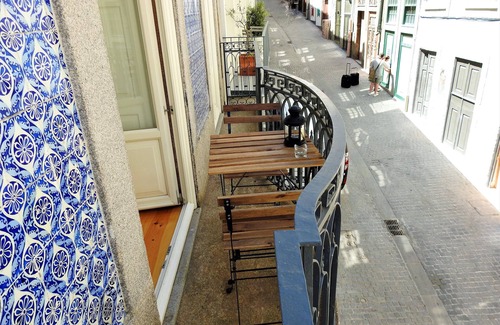 Centro / Baixa Apartment | Oporto Delight 2.1-Luxury Apartment in Historic Center with Balcony 1br, max 4p