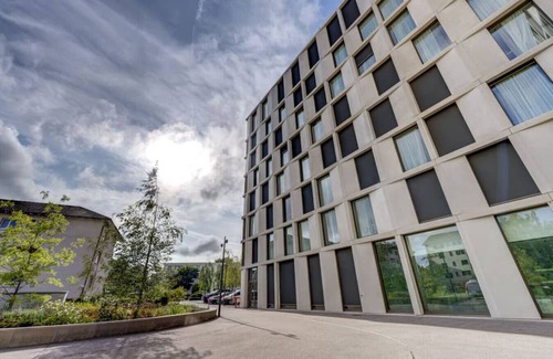 Glattbrugg Apartment | Optimum Apartment Nordic Blue