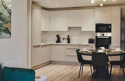 Belfast City Centre Apartment | Opulence City Centre Apartment