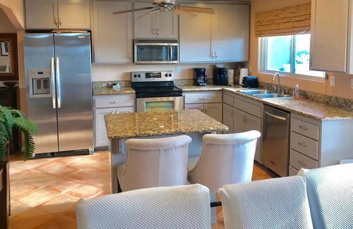 Canyon Lake House | Opuluxe Canyon Panoramic Luxe