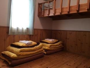 Fujikawaguchiko House | Orange Cabin Inn far from station