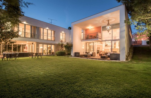 Cobre Villa | Orange House: Daily Cleaning/Heated Swimming pool.