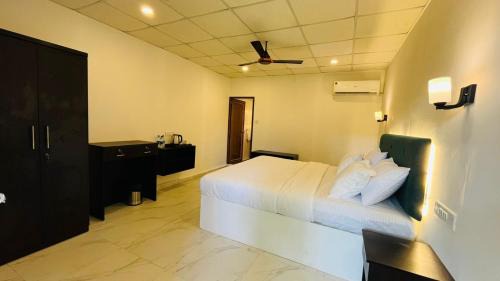 Palolem Hotel | Orange Sky Inn