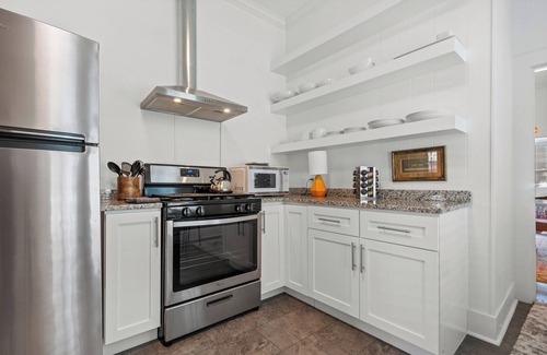 Hot Springs Cottage | Orange Street Cottage - Walk to Restaurants, Shops & Bars in Historic Downtown!