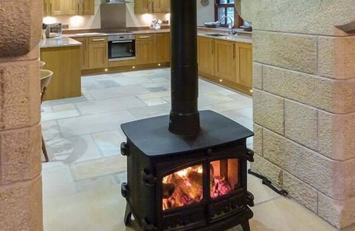 Fourstones Near Bentham Cottage | ORCABER COTTAGE, pet friendly, luxury holiday cottage in Austwick