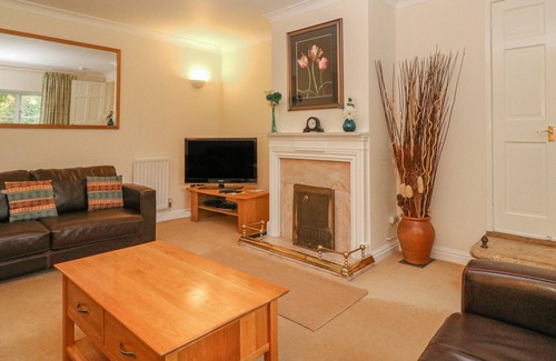 Buckland Cottage | ORCHARD COTTAGE., family friendly, with a garden in Broadway