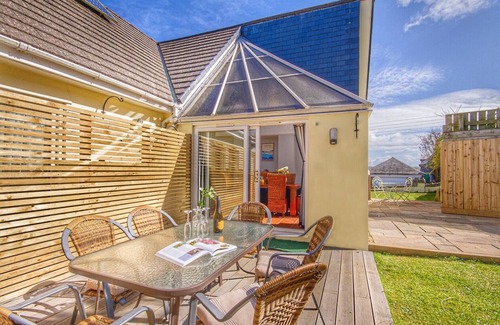 Wadebridge Cottage | Orchard House, in the bustling town of Wadebridge
