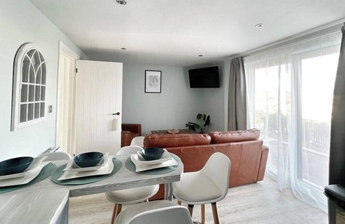 Bridgend Cottage | Orchard Lodge-Coastal retreat S/C village views close to beach