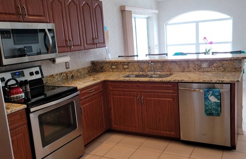 Caloosahatchee House | Orchid Lighthouse Canal Pool home with New waterfront Patio!
