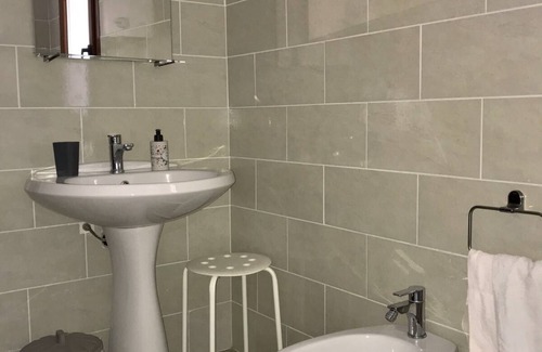 Vitorchiano House | Orchidea apartment