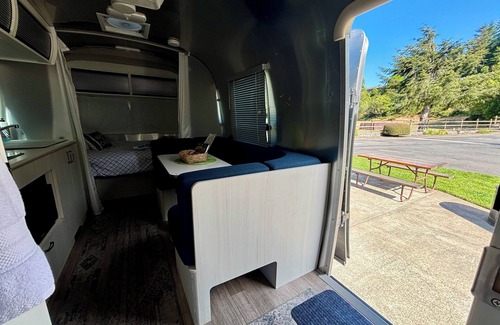 Brookings House | Oregon Coast Glamping on the Chetco River