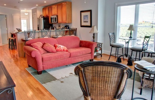 Oriental Condo | Oriental Harbor Place, B-8 - Unwind by the water