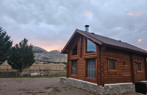 Distomo-Arachova-Antikyra Ski Chalet | Orino Livadi Chalet III