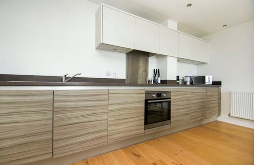 Seafront Apartment | Orion Marina Sea View | by Brighton Holiday Lets