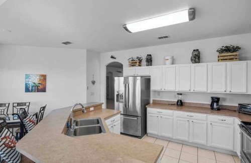 Tuscan Ridge House | Orlando Paradise 5BR Pool/Spa, 2 Masters Near Disney, Universal, Champions Gate