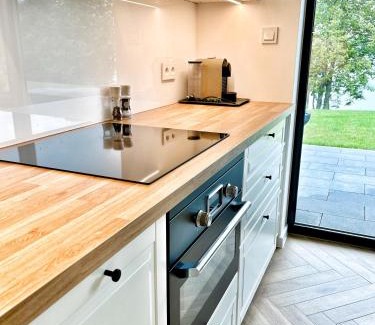 Trygort Apartment | Orli Dziób - apartament nad brzegiem z basenem i sauną