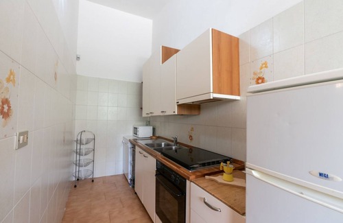 Andria Apartment | OroVerde Villa with Parking and Fireplace