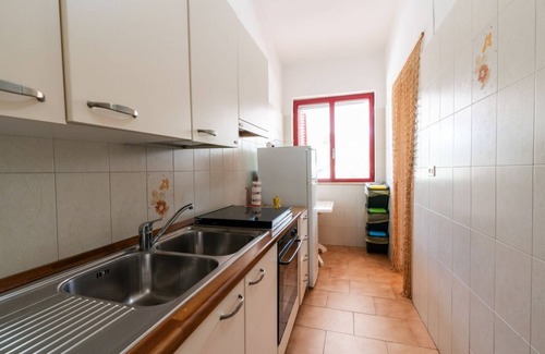 Andria Apartment | OroVerde Villa with Parking and Fireplace