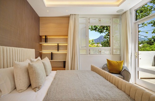 Marbella Bed & Breakfast | Orquídea 2.1 - A Luxurious Duplex in Persian Gardens, Puente Romano