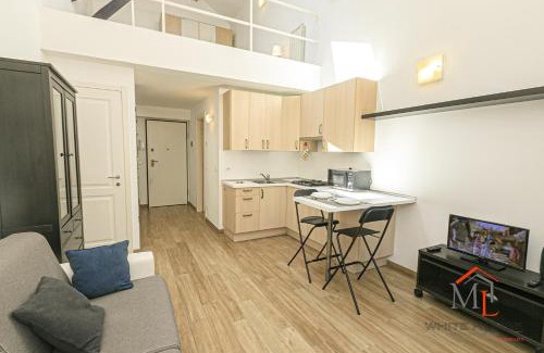 Sestri Ponente Apartment | Ortensia House BY ML WHTE HOUSE