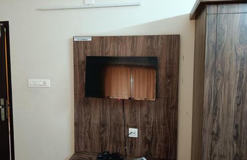 Kakkanad Hotel | Oryx Home The Business Class Hotel