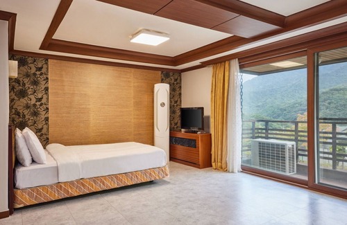 Sokcho Hotel | Osaek Greenyard Hotel