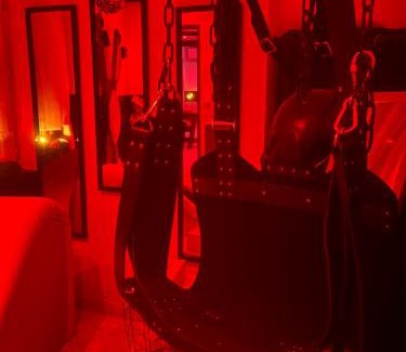 Carpentras Hotel | Osez! Le fruit défendu Loveroom Carpentras