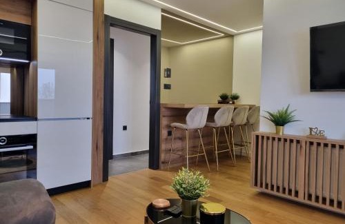 Osijek Apartment | Osijek Luxury Center - self check in, free private parking