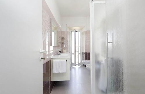 Aventine Apartment | Ostiense station penthouse