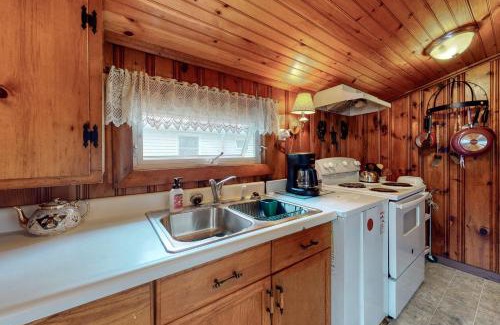 York Beach House | Otis Cottages