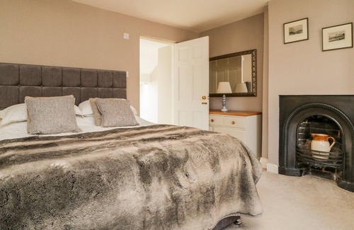 Warwick-on-Eden Cottage | OTTERS HOLT, pet friendly, luxury holiday cottage in Carlisle