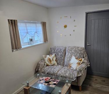 Staple Hill Apartment | Our beautiful little house makes you stay magical