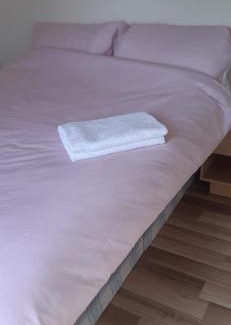 Wellingborough Apartment | Our Guests Are Royal (EL) Wellingborough