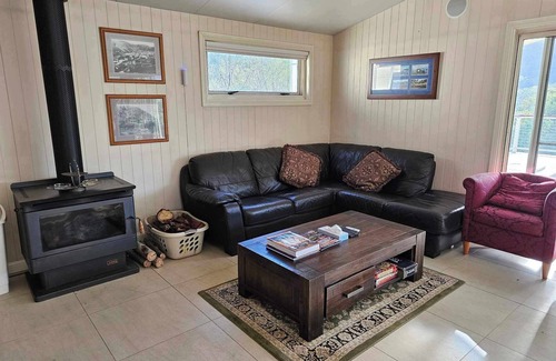 Sofala Bed & Breakfast | Our Loft sits above our Guest House main residence with balcony view