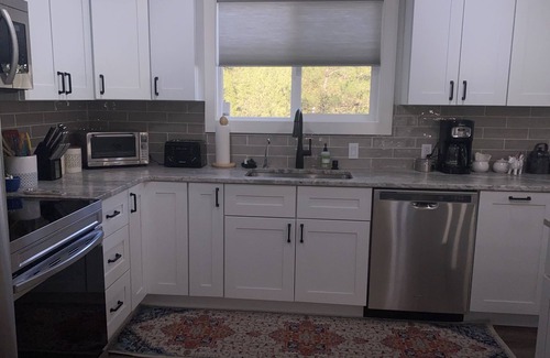 Cascade House | Our Mountain Home - spacious, close to lake and trails