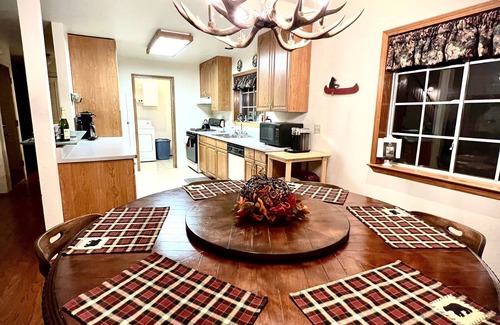 Long Barn House | Our Whittle Cabin near Pinecrest w/WiFi