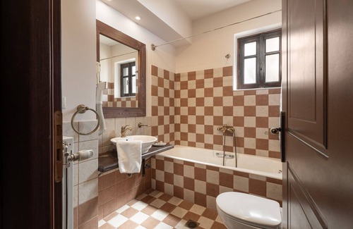 South Kynouria Hotel | Ouranogiton Resort