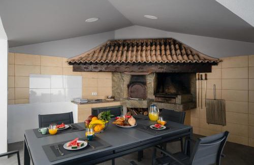 Monte Villa | OurMadeira - Atlantic Sunrise