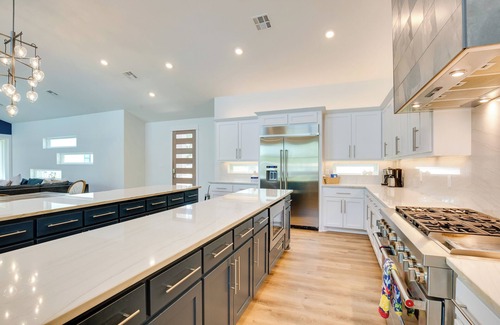 Malakoff House | Outdoor Oasis: Family Malakoff Gem on Cedar Creek!