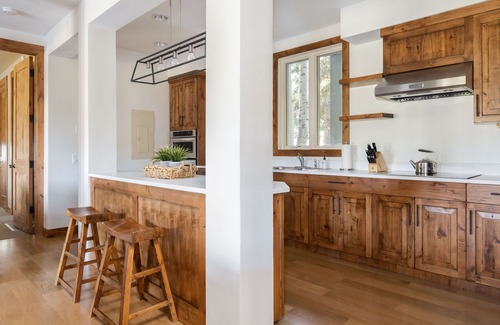 Teton Pines Condo | Outpost: Granite Canyon at Teton Pines