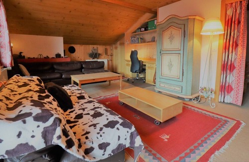 St. Luc Apartment | Outside: Apartment for 10 persons on the 4th floor with elevator, balcony with view, shuttle bus sto