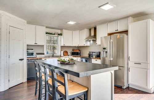 East Andover House | 'Over Andover' Retreat w/Hot Tub: Walk to Lake!