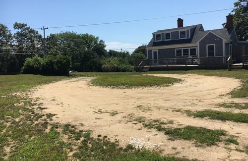 Chilmark House | "Over South", Family farm house in Chilmark