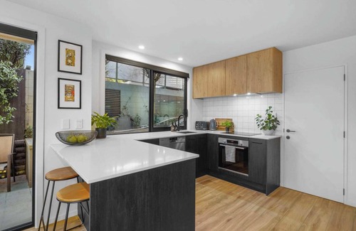 Cashmere House | Overdale Oasis Summar