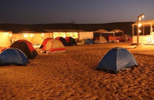 Downtown Dubai Resort | Overnight Campsite stay party adventures