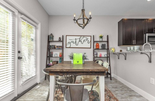 Wright House | Owl's Nest: Kid and Pet Friendly, 6 miles to Beach