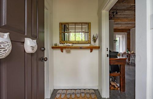 Carrying Place Bed & Breakfast | Owl's Nest Suites