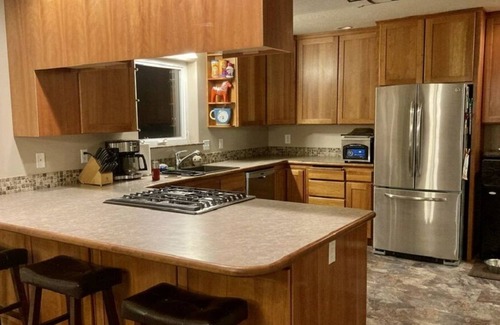 Homer House | OWL'S OVERLOOK FAMILY SIZED HOME 10 MINUTES FROM DOWN TOWN HOMER