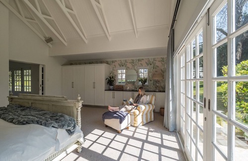 Greater Johannesburg Metropolitan Area Hotel | Oxford Healthcare Retreat
